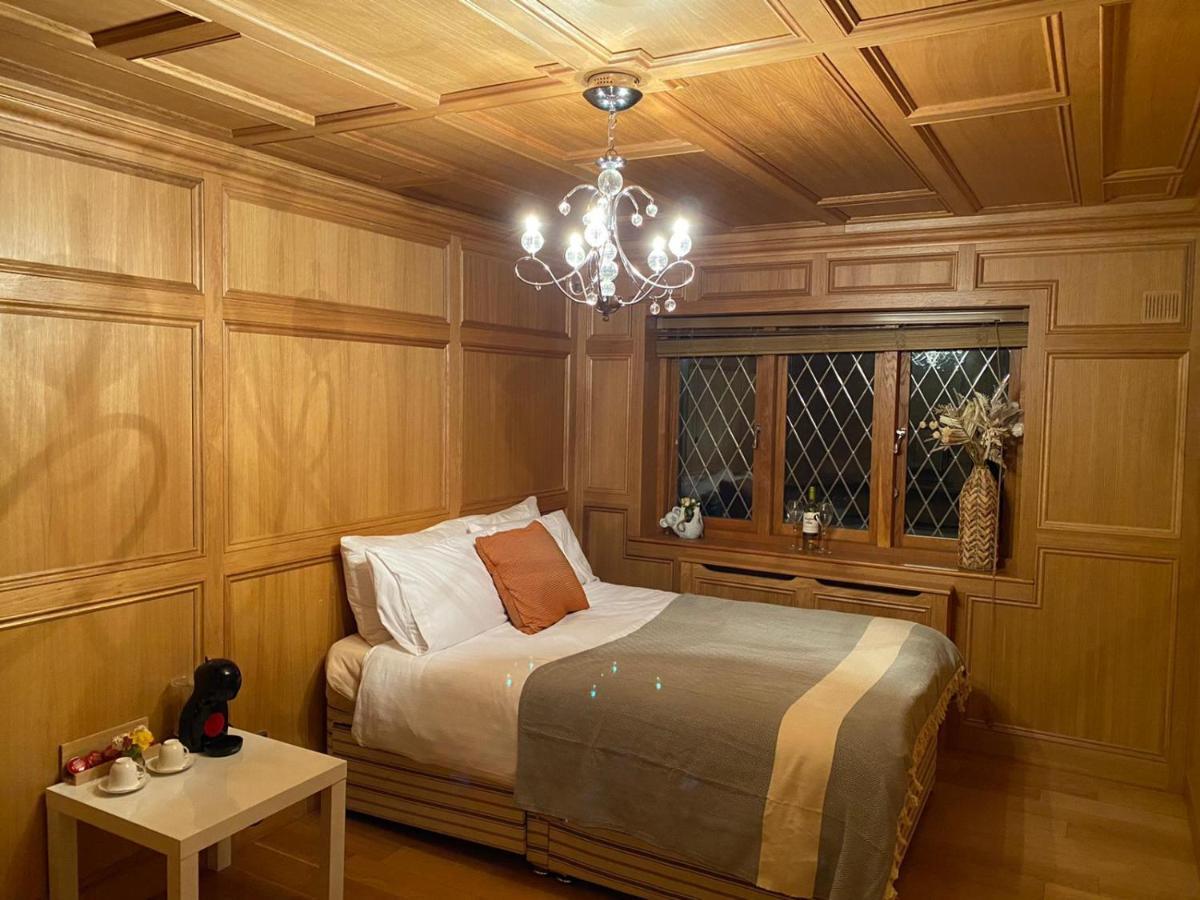 グレート・ハーリングベリー The Gatehouse At Stansted Bed & Breakfast エクステリア 写真