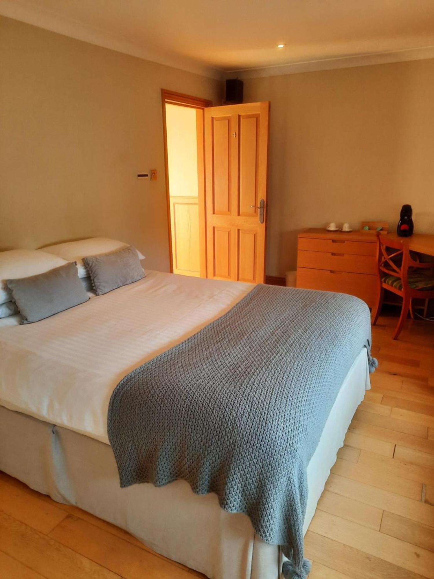 グレート・ハーリングベリー The Gatehouse At Stansted Bed & Breakfast エクステリア 写真